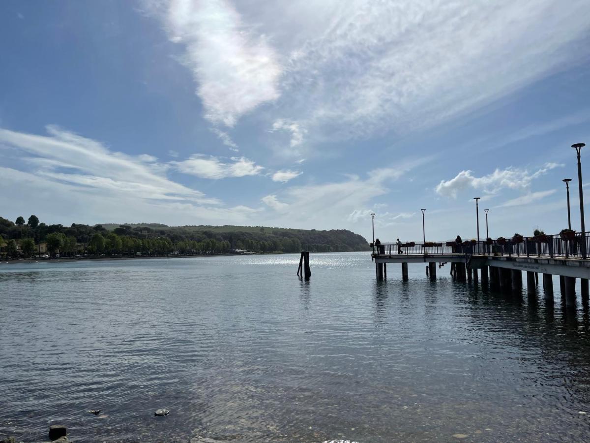 Luminoso Appartamento Sul Lago - Lake Court Anguillara Sabazia Eksteriør billede