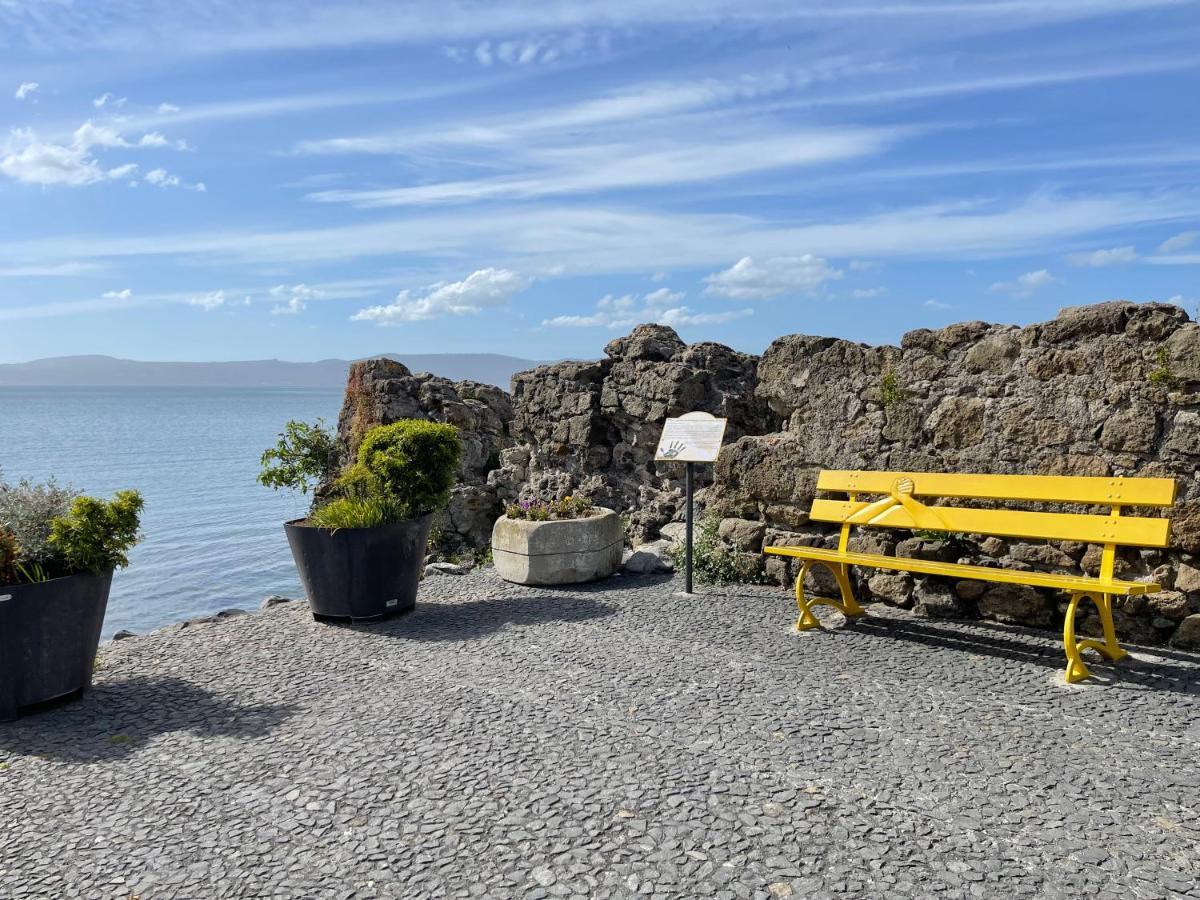 Luminoso Appartamento Sul Lago - Lake Court Anguillara Sabazia Eksteriør billede